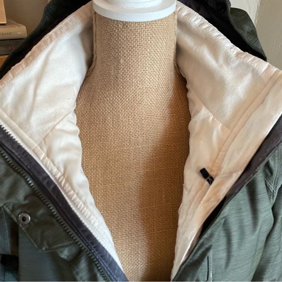 Columbia 3 in 1 jacket, Size M - Picture 9 of 14